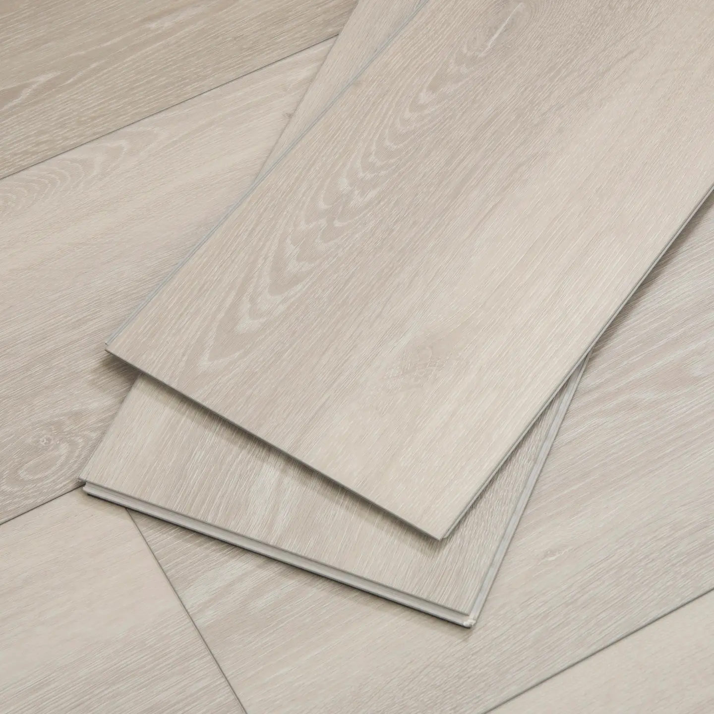 Whitewater Oak installed room view